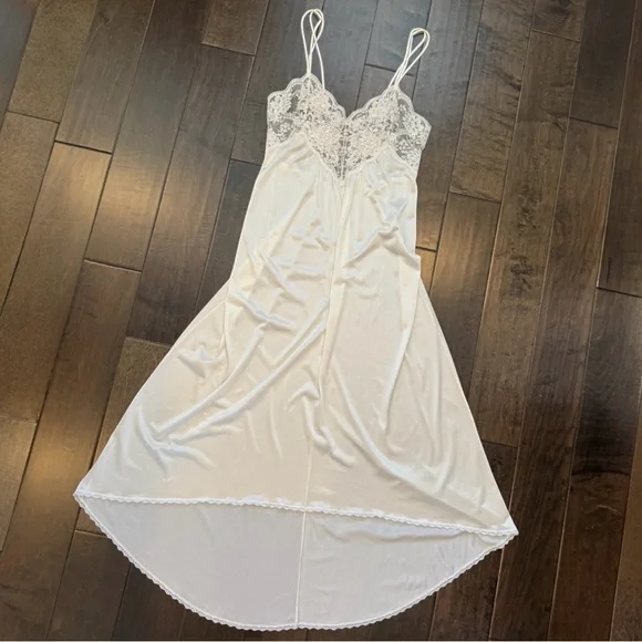 80s Victoria’s Secret Silky Nylon White Lace Vintage Bridal Maxi Gown Slip Dress - Picture 7 of 9